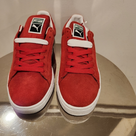 Puma - Picture 4 of 6